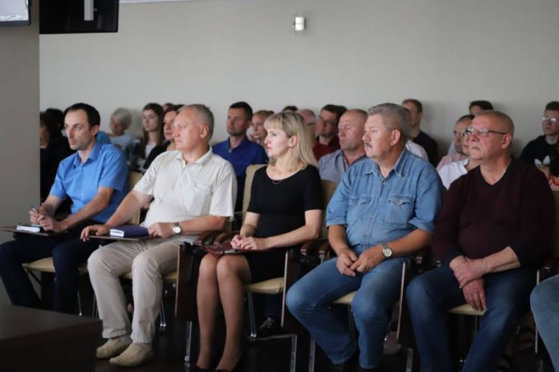Тему борьбы с коррупцией обсудили на встрече с коллективом Минского электротехнического завода