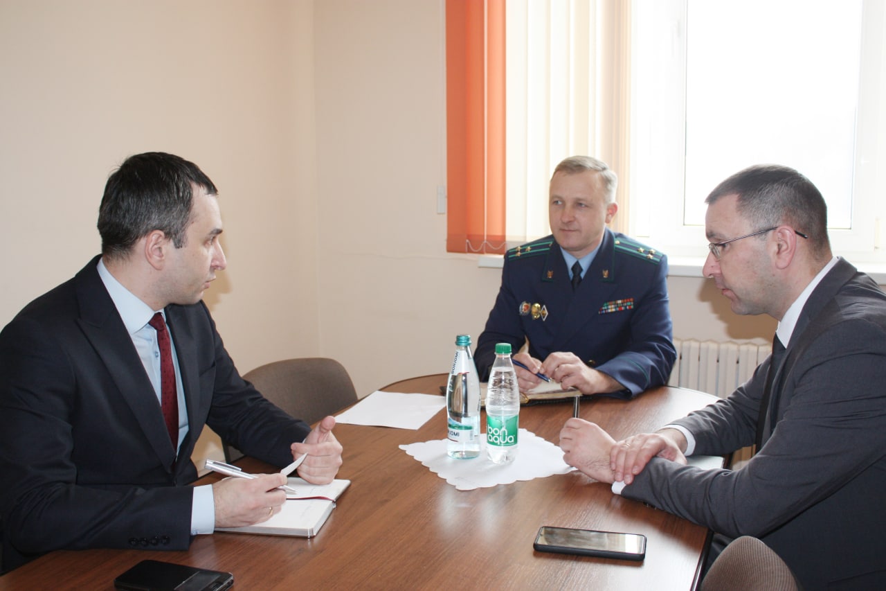 Прием по личным вопросам на Минском моторном заводе провел прокурор Партизанского района г. Минска Сергей Борисенко